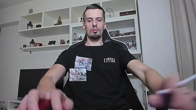 Snapshot of ToddClaytonn chatting on October 4, 2025, 9:05 pm ToddClaytonn online show from October 4, 2025, 9:05 pm