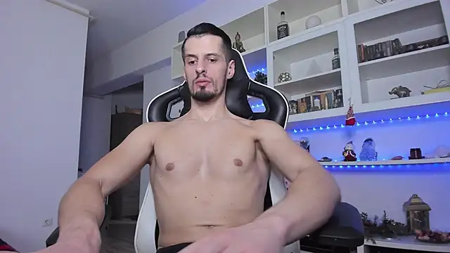 Snapshot of ToddClaytonn chatting on January 2, 2025, 1:38 am ToddClaytonn online show from January 2, 2025, 1:38 am