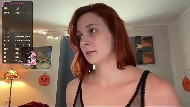 Snapshot of Aria_Fields chatting on November 11, 2025, 6:03 pm Aria Fields online show from November 11, 2025, 6:03 pm