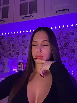 Snapshot of EricaWalls chatting on January 31, 2025, 9:48 pm EricaWalls online show from January 31, 2025, 9:48 pm