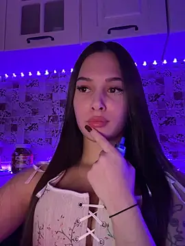 Snapshot of EricaWalls chatting on February 4, 2025, 10:02 pm EricaWalls online show from February 4, 2025, 10:02 pm