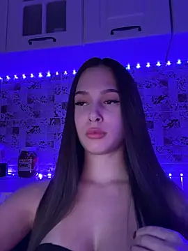 Snapshot of EricaWalls chatting on January 29, 2025, 11:46 pm EricaWalls online show from January 29, 2025, 11:46 pm