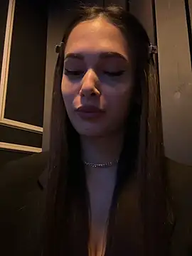 Snapshot of EricaWalls chatting on February 22, 2025, 10:31 pm EricaWalls online show from February 22, 2025, 10:31 pm