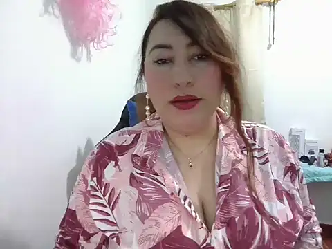 Snapshot of catalina_boobs chatting on April 24, 2026, 2:46 am catalina boobs online show from April 24, 2026, 2:46 am