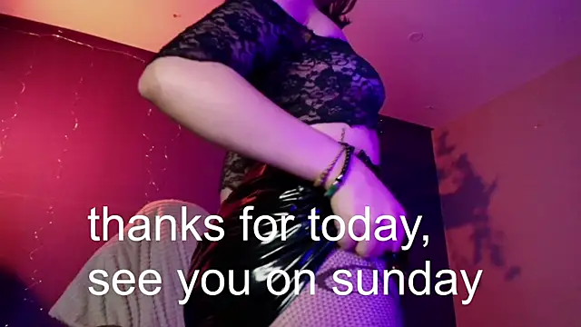 vanelope11 online show from November 4, 2025, 6:55 pm