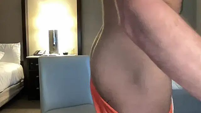 PeytonJohnn online show from December 14, 2025, 12:33 pm