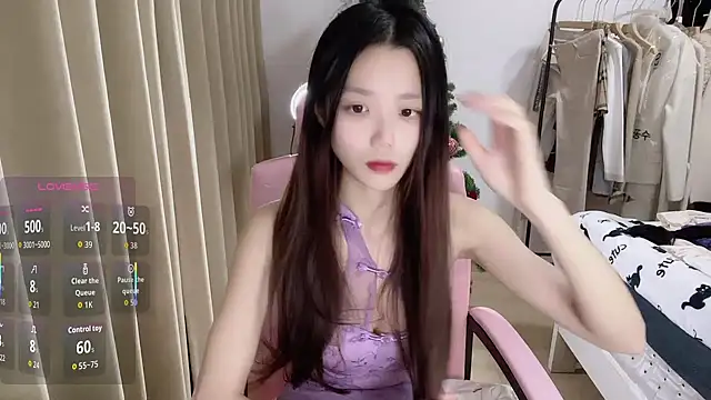 Snapshot of Puff-521 chatting on January 12, 2026, 12:34 pm Puff-521 online show from January 12, 2026, 12:34 pm