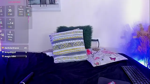 katy giil online show from October 31, 2025, 7:16 am