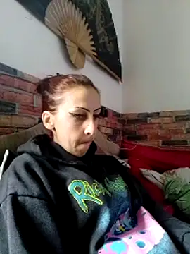 kriszy baby online show from February 6, 2026, 7:48 am