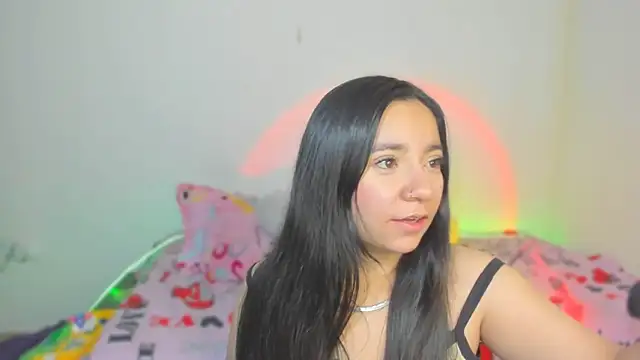 Snapshot of litle_mily_ chatting on November 26, 2025, 3:39 am litle mily online show from November 26, 2025, 3:39 am