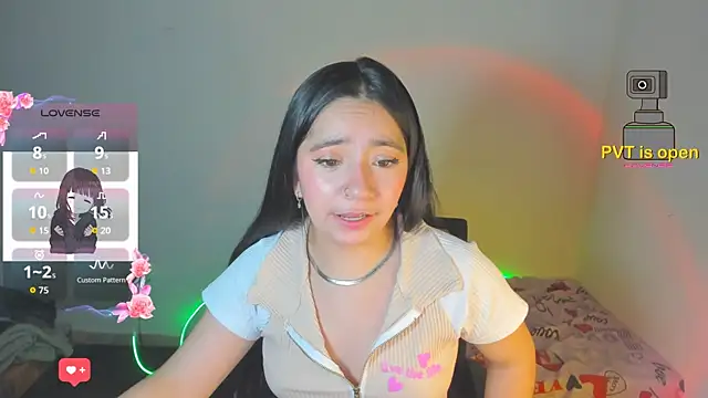 Snapshot of litle_mily_ chatting on December 16, 2025, 1:54 am litle mily online show from December 16, 2025, 1:54 am