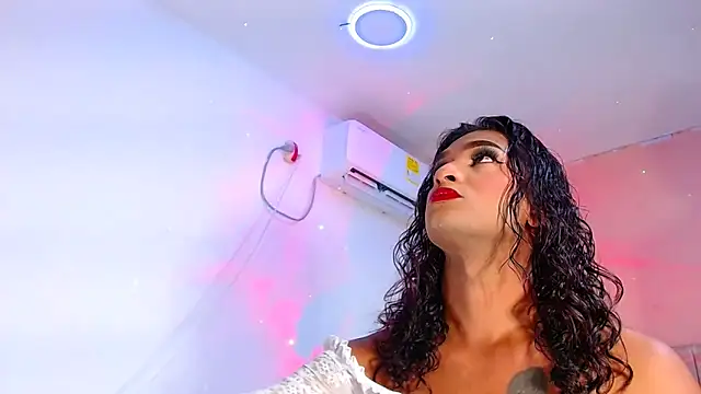 Snapshot of vanessa_nauthygirls chatting on September 29, 2025, 7:52 pm vanessa nauthygirls online show from September 29, 2025, 7:52 pm