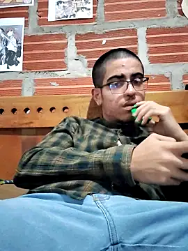 Snapshot of ognara chatting on March 7, 2025, 12:04 am ognara online show from March 7, 2025, 12:04 am