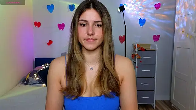 Snapshot of sophia_euphoriaa chatting on March 31, 2026, 9:33 am sophia euphoriaa online show from March 31, 2026, 9:33 am