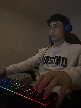 gojo satoru 18 online show from October 28, 2025, 3:40 am