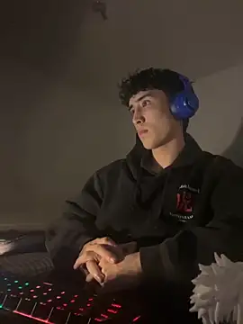 gojo satoru 18 online show from November 8, 2025, 5:44 am