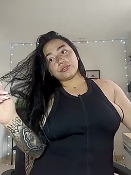 Snapshot of helena_smith chatting on March 11, 2025, 4:51 pm helena smith online show from March 11, 2025, 4:51 pm