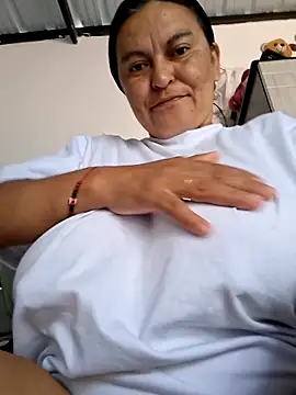 Snapshot of Horny-Mommy-Dirty chatting on April 11, 2026, 2:21 pm Horny-Mommy-Dirty online show from April 11, 2026, 2:21 pm