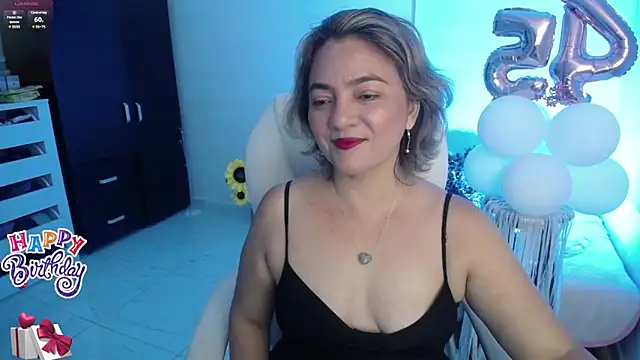 Chiraz hasnaa online show from January 12, 2025, 9:40 am