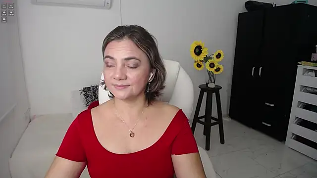 Chiraz hasnaa online show from March 16, 2025, 1:27 pm