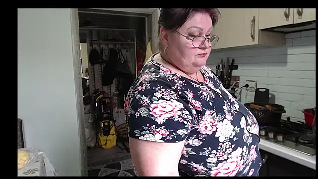 Snapshot of Goddess57 chatting on May 28, 2026, 11:05 am Goddess57 online show from May 28, 2026, 11:05 am