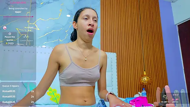 Beautifulskinny18 online show from October 5, 2025, 7:48 pm