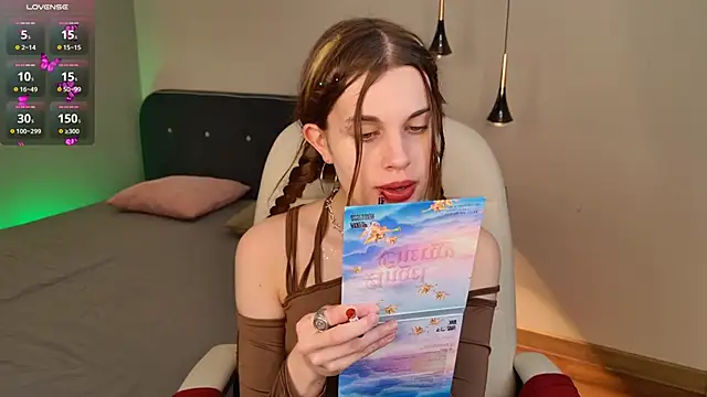 Snapshot of Barbara__One chatting on March 3, 2025, 9:37 pm Barbara One online show from March 3, 2025, 9:37 pm