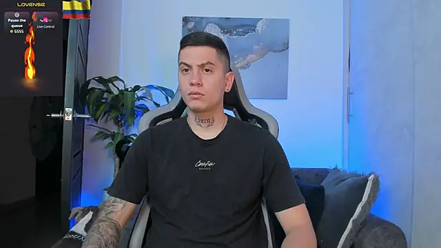 Yeiko Romero  online show from December 2, 2025, 2:30 pm