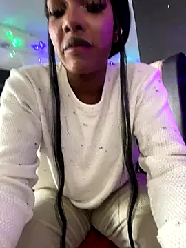 Snapshot of TIFFANYYSTAR chatting on December 17, 2025, 5:51 pm TIFFANYYSTAR online show from December 17, 2025, 5:51 pm