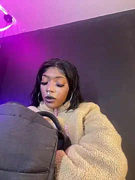 Snapshot of TIFFANYYSTAR chatting on September 17, 2025, 1:57 pm TIFFANYYSTAR online show from September 17, 2025, 1:57 pm