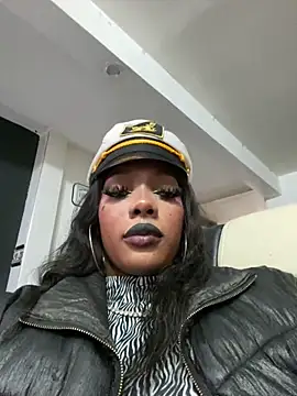 Snapshot of TIFFANYYSTAR chatting on October 22, 2025, 2:16 pm TIFFANYYSTAR online show from October 22, 2025, 2:16 pm