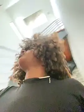 Snapshot of TIFFANYYSTAR chatting on March 5, 2025, 2:12 pm TIFFANYYSTAR online show from March 5, 2025, 2:12 pm