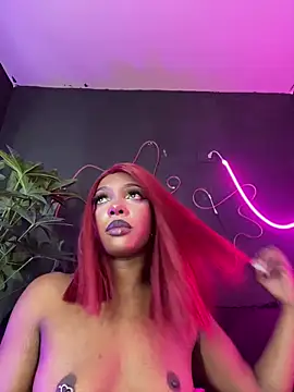 Snapshot of TIFFANYYSTAR chatting on October 3, 2025, 5:14 pm TIFFANYYSTAR online show from October 3, 2025, 5:14 pm