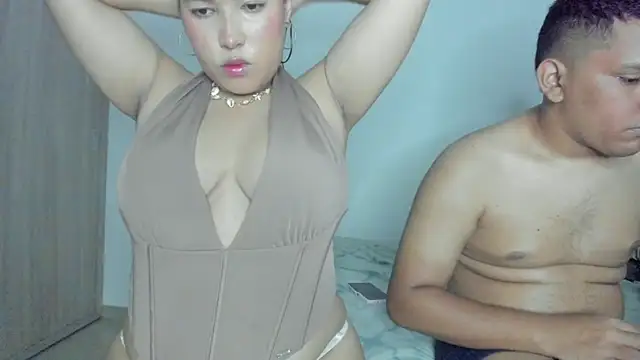 Snapshot of sweets_couple69 chatting on April 28, 2026, 3:00 am sweets couple69 online show from April 28, 2026, 3:00 am