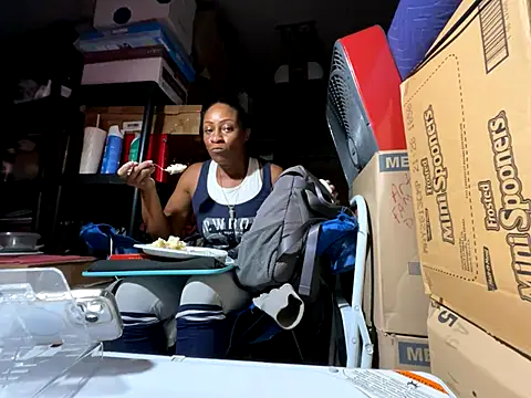 wynterheat online show from November 4, 2025, 12:20 pm