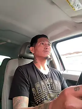 Snapshot of Daniel7131 chatting on March 1, 2026, 1:44 pm Daniel7131 online show from March 1, 2026, 1:44 pm