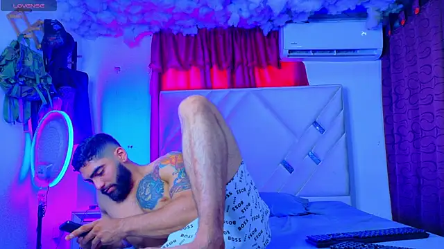 Snapshot of Rich_boy01 chatting on May 29, 2026, 3:40 pm Rich boy01 online show from May 29, 2026, 3:40 pm