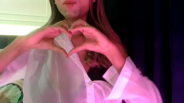 Snapshot of chhui_mui chatting on November 12, 2025, 5:50 pm chhui mui online show from November 12, 2025, 5:50 pm