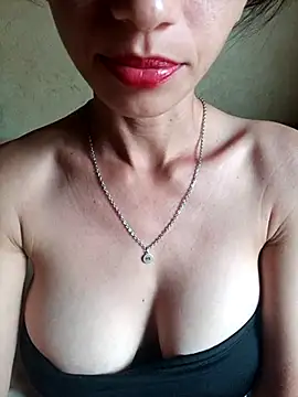 Snapshot of Nandasant09 chatting on March 16, 2025, 7:38 pm Nandasant09 online show from March 16, 2025, 7:38 pm