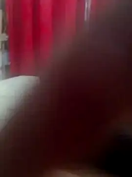 Snapshot of Jeanfamoso chatting on January 12, 2026, 2:18 am Jeanfamoso online show from January 12, 2026, 2:18 am