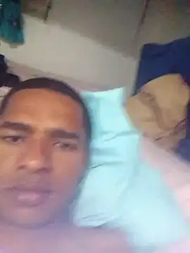 Snapshot of Jeanfamoso chatting on February 21, 2026, 2:13 am Jeanfamoso online show from February 21, 2026, 2:13 am