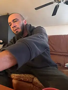 donnuozfutura online show from January 23, 2025, 9:39 am