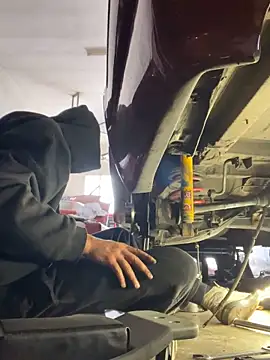 donnuozfutura online show from February 27, 2025, 1:17 pm