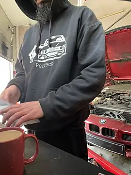 donnuozfutura online show from March 6, 2025, 9:14 am