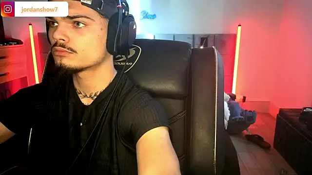 JordanShow online show from November 14, 2025, 10:08 am