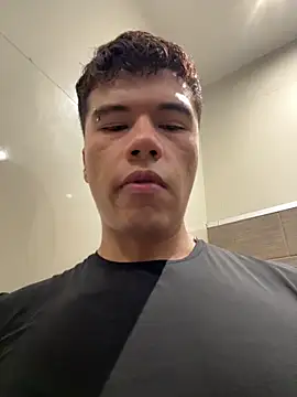 Logan smith1 online show from April 15, 2026, 6:12 pm