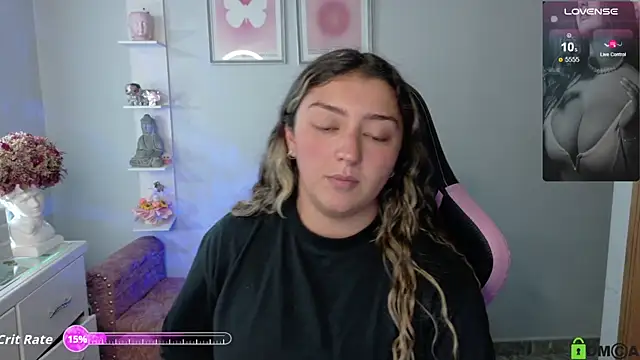 Melannyy  online show from July 22, 2026, 12:34 am