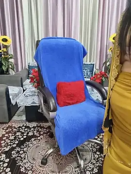 Snapshot of Cute-Raashii chatting on July 23, 2026, 5:31 pm Cute-Raashii online show from July 23, 2026, 5:31 pm