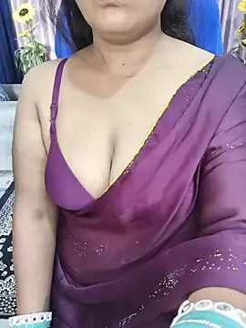 Snapshot of Cute-Raashii chatting on July 1, 2026, 5:19 am Cute-Raashii online show from July 1, 2026, 5:19 am