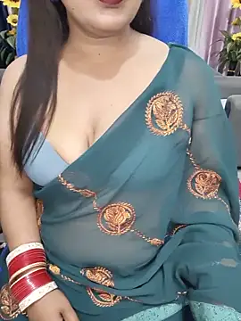 Snapshot of Cute-Raashii chatting on May 26, 2026, 11:03 pm Cute-Raashii online show from May 26, 2026, 11:03 pm